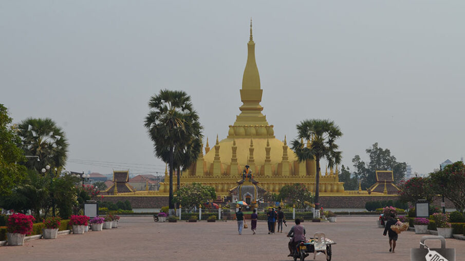 That Luang Stupa, Wientian, Laos.